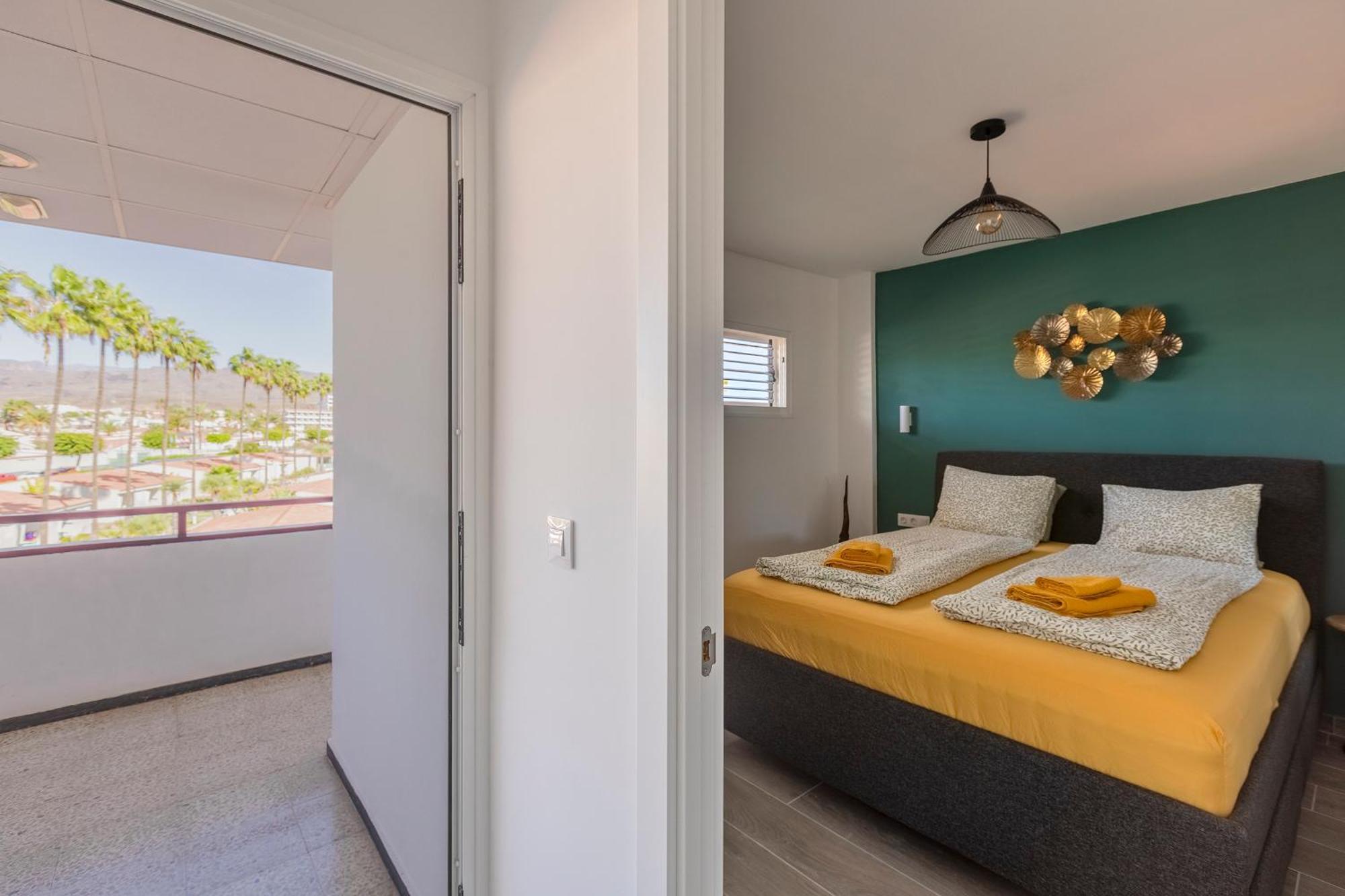 Apartment Chic & Stylish Near Yumbo Playa del Inglés